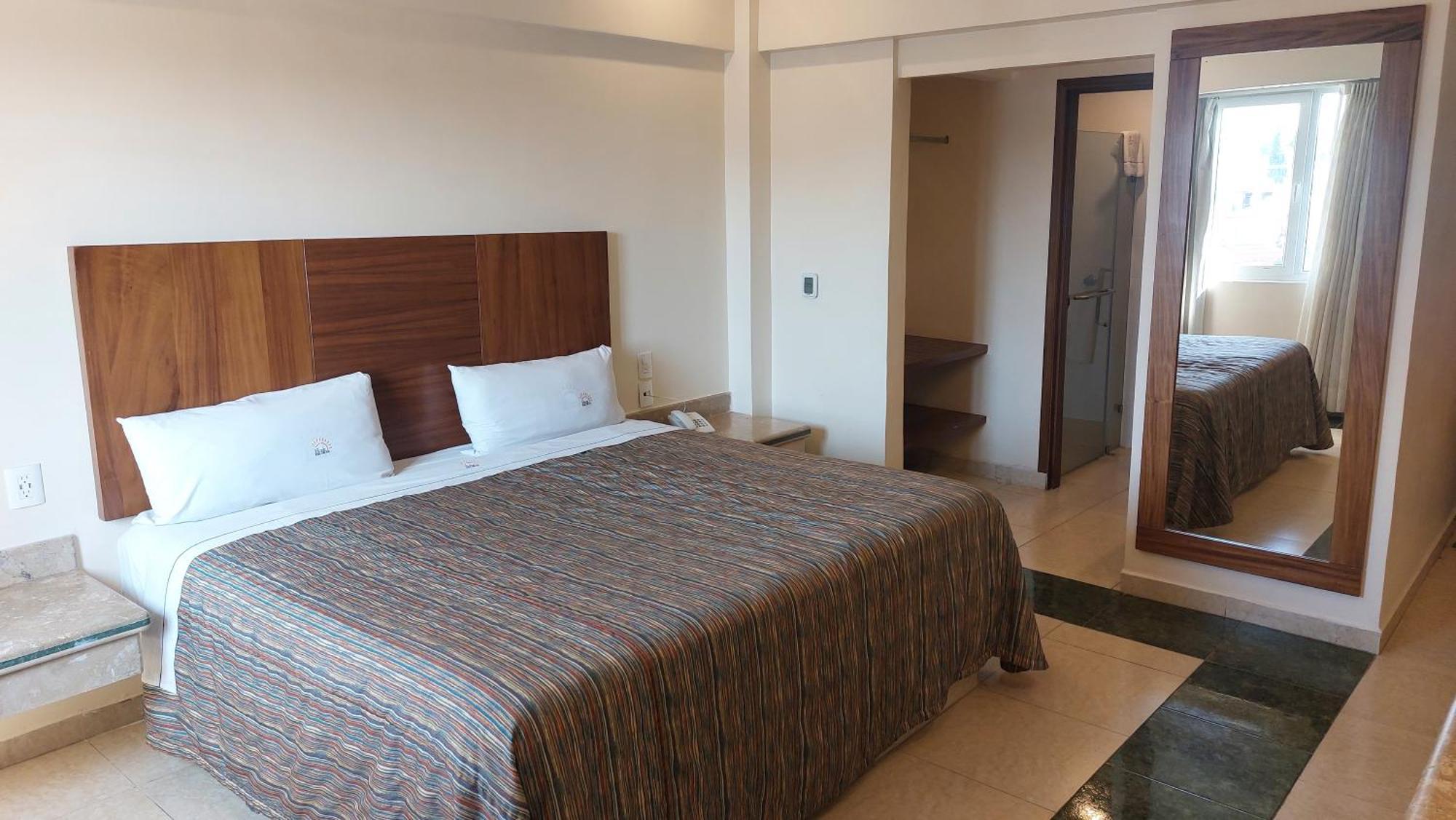 Hotel Real Del Sol - Zona Expo Industrial 과달라하라 외부 사진