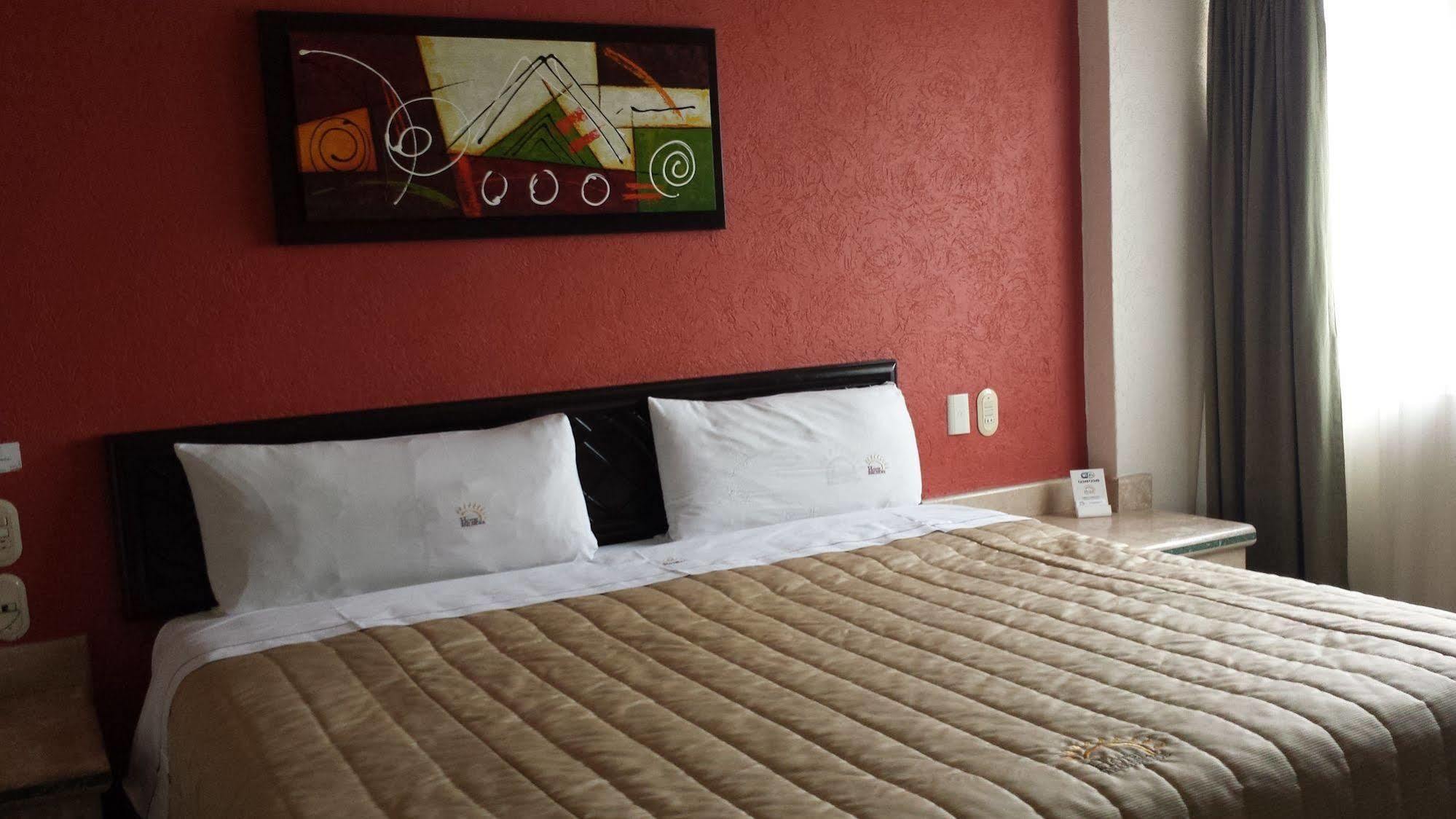 Hotel Real Del Sol - Zona Expo Industrial 과달라하라 외부 사진